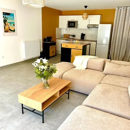 Grand Neuf A 150m De La Du Platin